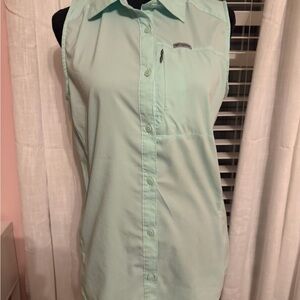 Columbia Women's Mint Sleeveless Button Down Shirt